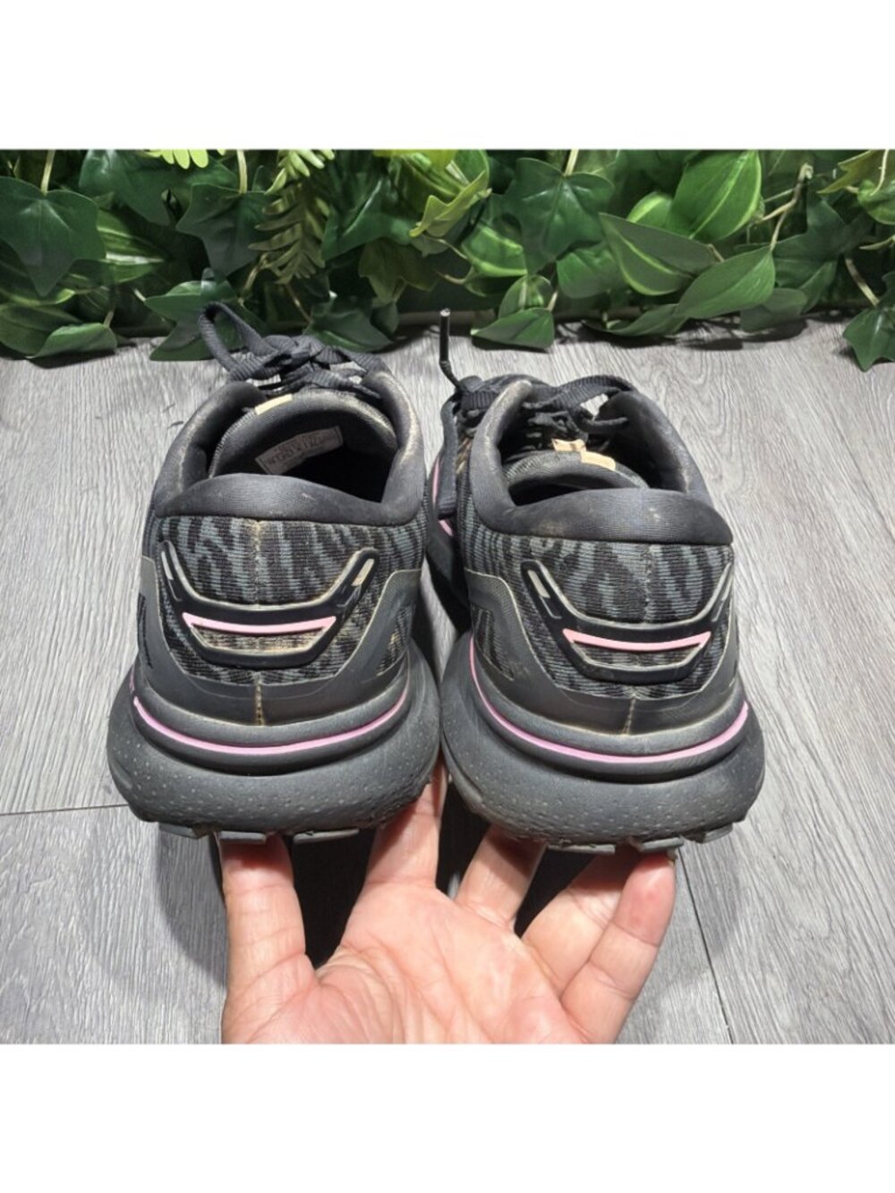 Brooks Ghost 15 Womens Size 10 Black Pink Beige Athletic Running Shoes Sneakers - Picture 5 of 11